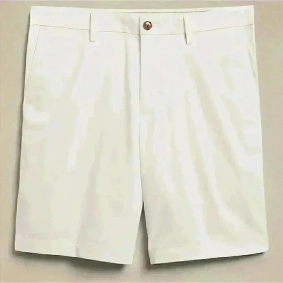 Banana Republic Core Temp Short - Picture 5 of 9